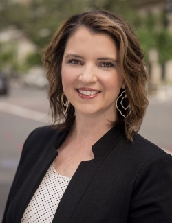 A headshot of Heather Carroll.