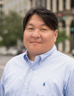 A headshot of Phineas Lee